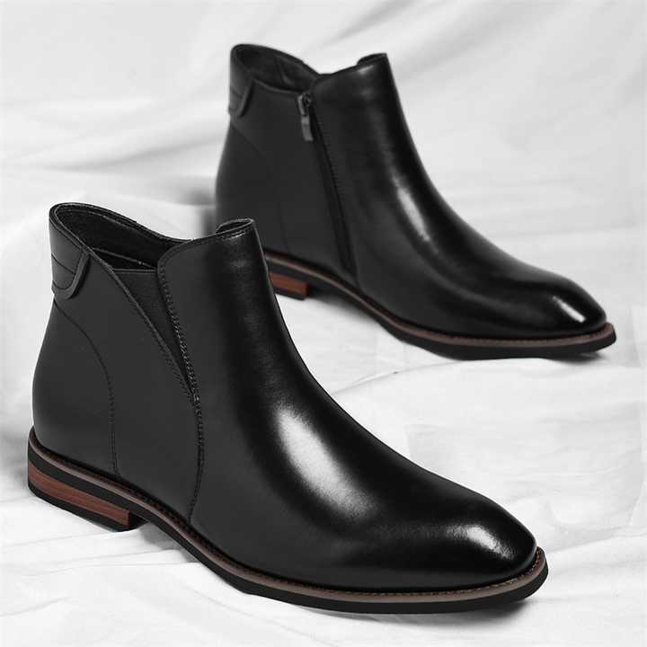 Kingsley Leather Chelsea Boots