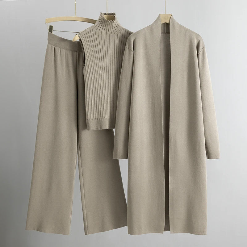 Elara Textured Knit Set