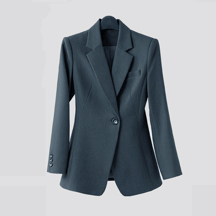 Sculpted Elegance Suit