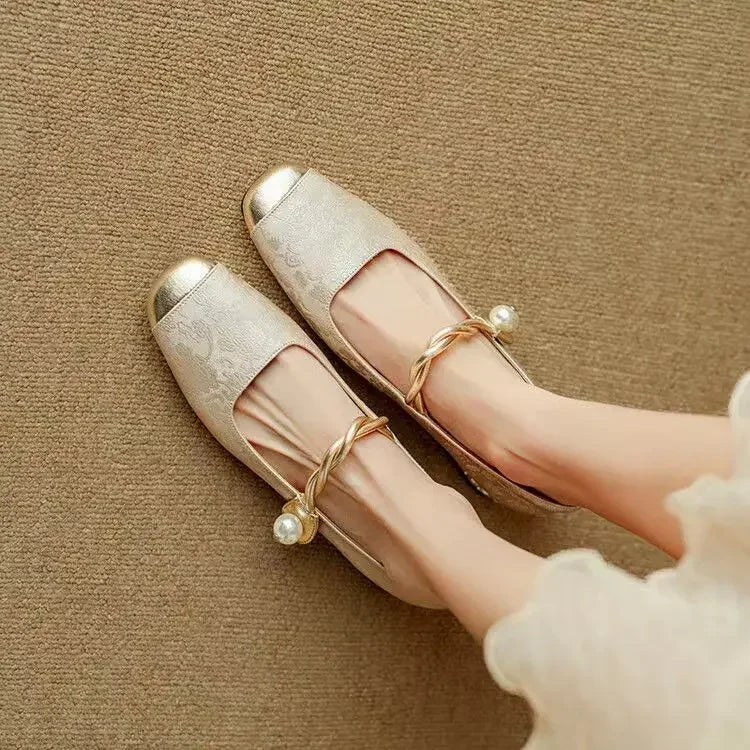 Verona Pearl Pumps